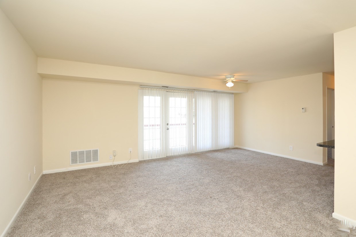 Shenandoah Station Apartments in Triangle, VA